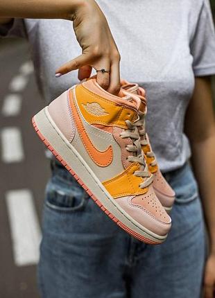 Женские кроссовки nike air jordan 1 high rose orange 36-39