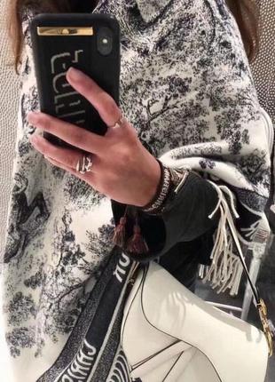 Очень красивый качественный нежный теплый женский шарф в фирменном упаковке