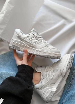 Білі кросівки new balance 550