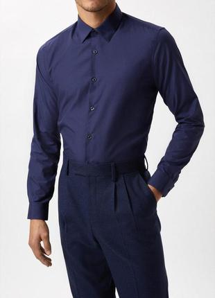 Стильна приталена темно-синя сорочка burton