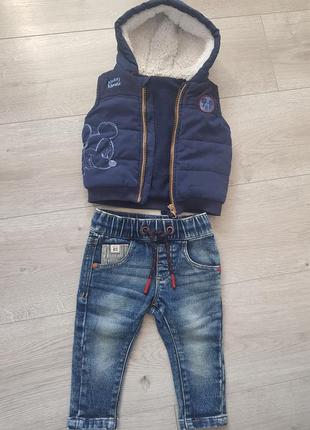 Жилет синий микки маус, джинсы