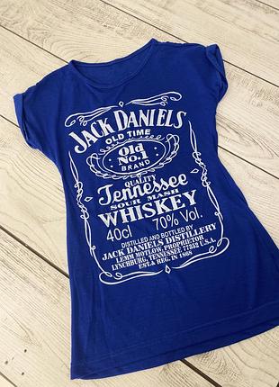 Синя футболка з принтом