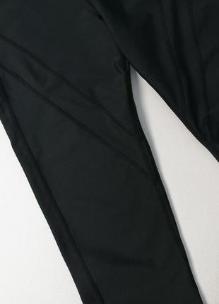 Черные леггинсы лосины с высокой талией с контрастными вставками6 фото