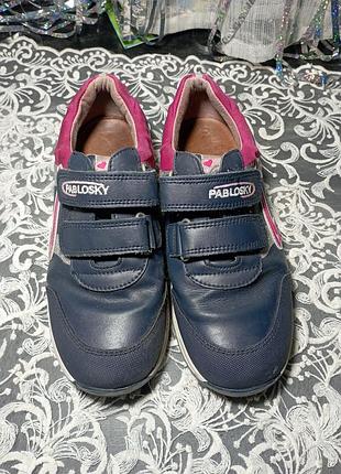 Кроссовки кожаные на липучках для девочки