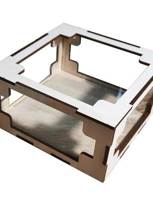 Подарункова коробка з пластиковими вікнами (150*150*75)