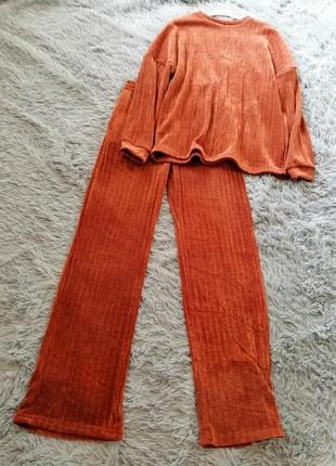 Вязаное велюровое костюмы с длинными брюками пальце вязаные велюровые костюмы с длинными брюками пала1 фото
