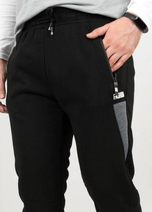 Чоловічі теплі зимові штани спортивні на флісі прямі2 фото