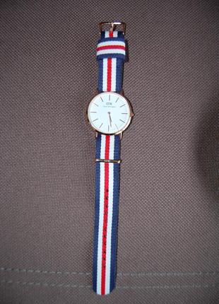Часы мужские с цветным ремешком, dw1 фото