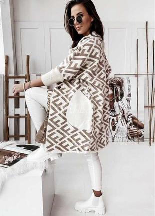 Шикарное пальто кардиган альпака в стиле versace8 фото