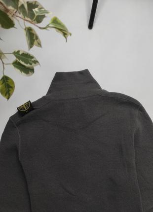 Шерстяний светр stone island zipped black wool shoulder badge jumper aw 006 winter millitary8 фото