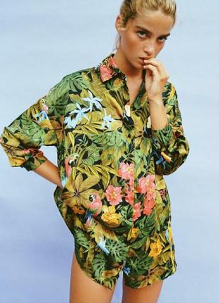 Zara удлиненная оверсайз рубашка блуза в тропический анималистичный принт черного зеленого цветов размер m l