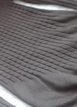 Красиве в'язане плаття