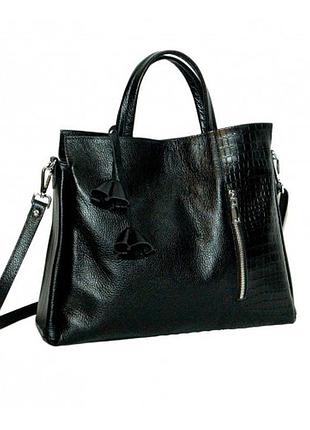 Шкіряна містка чорна жіноча сумка на 3 відділення