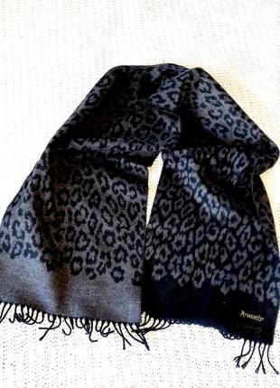 Теплий шарф accessorize як новий