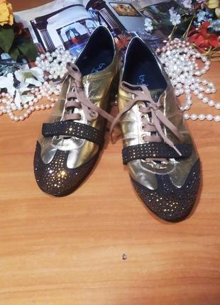 Мегаудобные стильные золотистые кроссовки кожуни кроссовки замшевые кеды золотистое byblos итальялия кожур 40