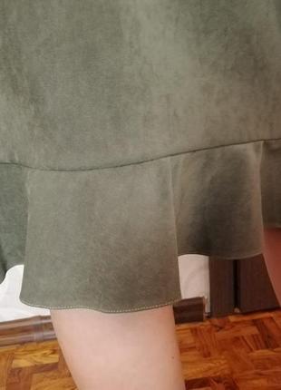 Фирменная юбка миди хаки цвет с воланом essentials4 фото
