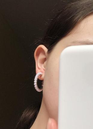 Серьги серебристые с жемчужинами кольца кольца 3с