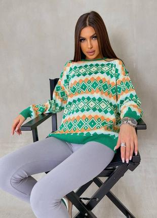 Пуловер модный принт