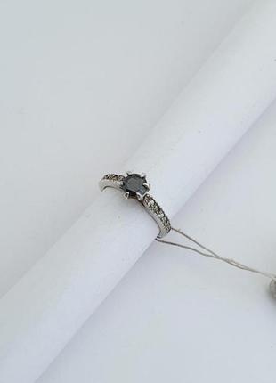 Серебряное кольцо черный камень 15.5 размер