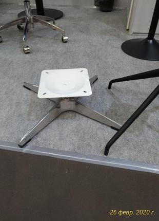 Поворотні основи опори для крісла комплект хрестовина з поворотним механізмом2 фото