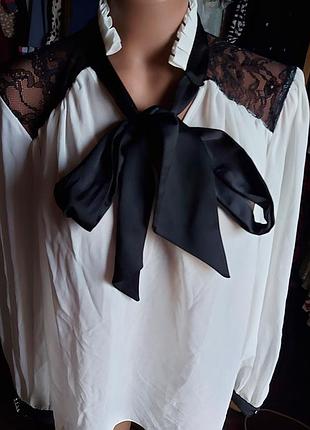 Нова блузка river island