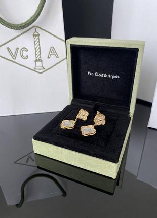 Брендовые серьги