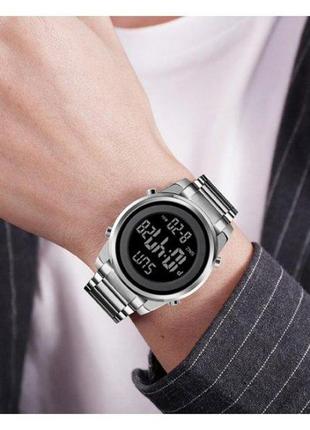 Чоловічий наручний годинник skmei impact сріблястий5 фото