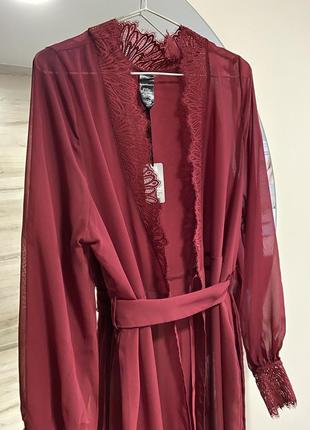 Роскошный длинный халат бордового цвета от captivate6 фото