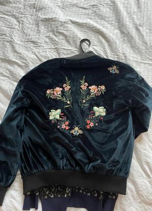 Бомбер женский