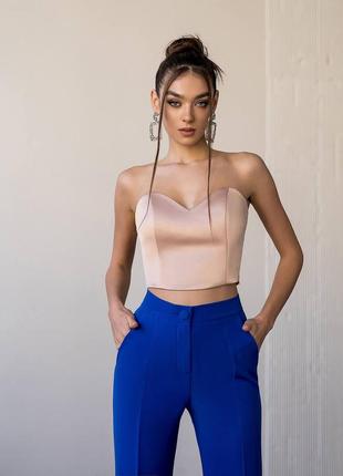 Невероятный брючный костюм