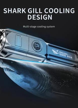 Ліхтарик з фокусом smiling shark 622a