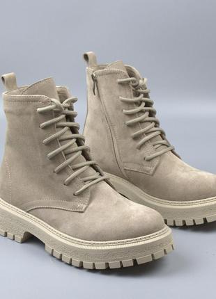 Замшевые бежевые ботинки женские на меху зимняя обувь больших размеров cosmo shoes new kate beige vel bs