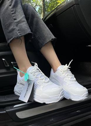 Массивные белые кроссовки с сеткой под бренд в стиле баленсиага демисезонные весна осень лето