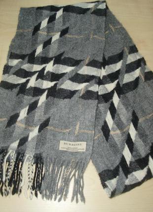 Burberry made exclusively in scotland 100 % cashmere