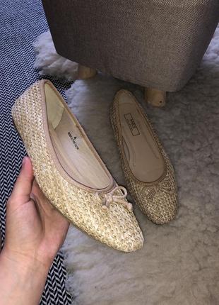 Балетки солома плетёные низкий ход тренд соломенные8 фото