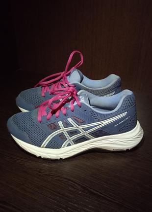 Asics кросівки