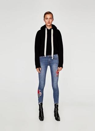 Skinny с цветами фирмы zara из испании оригинал 40