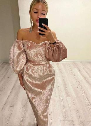 Сукня жіноча