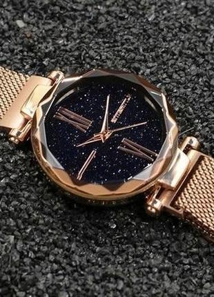 Женские часы starry sky watch на магнитной застёжке золотистые4 фото