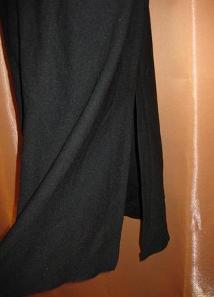 Удобное нарядное силуэтное платье сарафан безрукавка черная миди за колено км1432 тянется4 фото