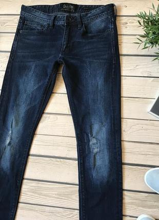Мужские тёмные синие рваные зауженные джинсы superdry skinny  супер драй3 фото