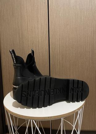 Calvin klein оригинальные новые челси ботинки келвин клейн брендовые ботинки резиновые5 фото