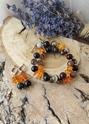Комплект украшений из натуральных камней ожерелье и серьги из агата и янтаря