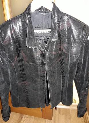 Куртка шкіряна