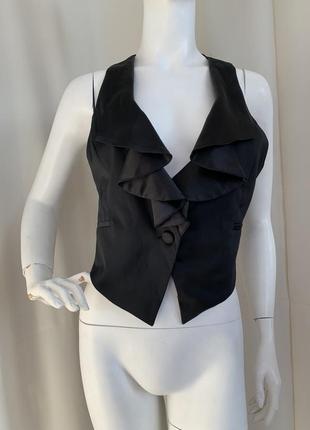 Готичная готическая жилетка с рюшами