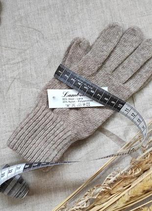 Теплые шерстяные перчатки вязанные серо бежевые италия