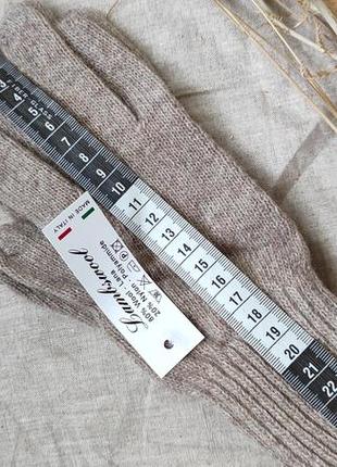 Теплые шерстяные перчатки вязанные серо бежевые италия