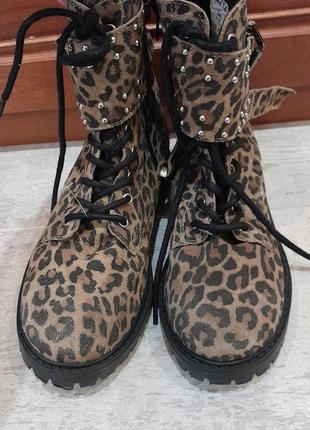 Демисезонные кожаные сапоги, ботинки ботинки в леопардовый принт