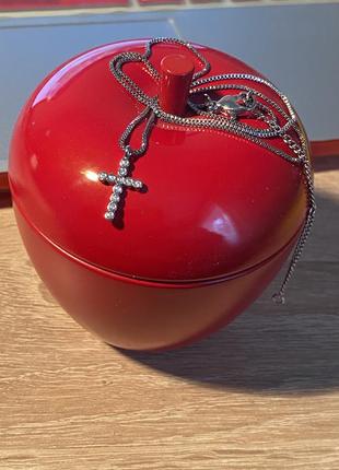 Намисто з хрестиком