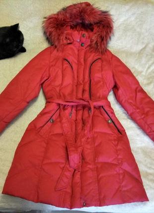 Теплый зимний пуховик snowimage натуральный, с капюшоном и мехом, красный, р. 46 м